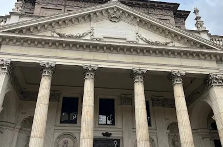 Facciata della Chiesa di San Filippo Neri a Torino